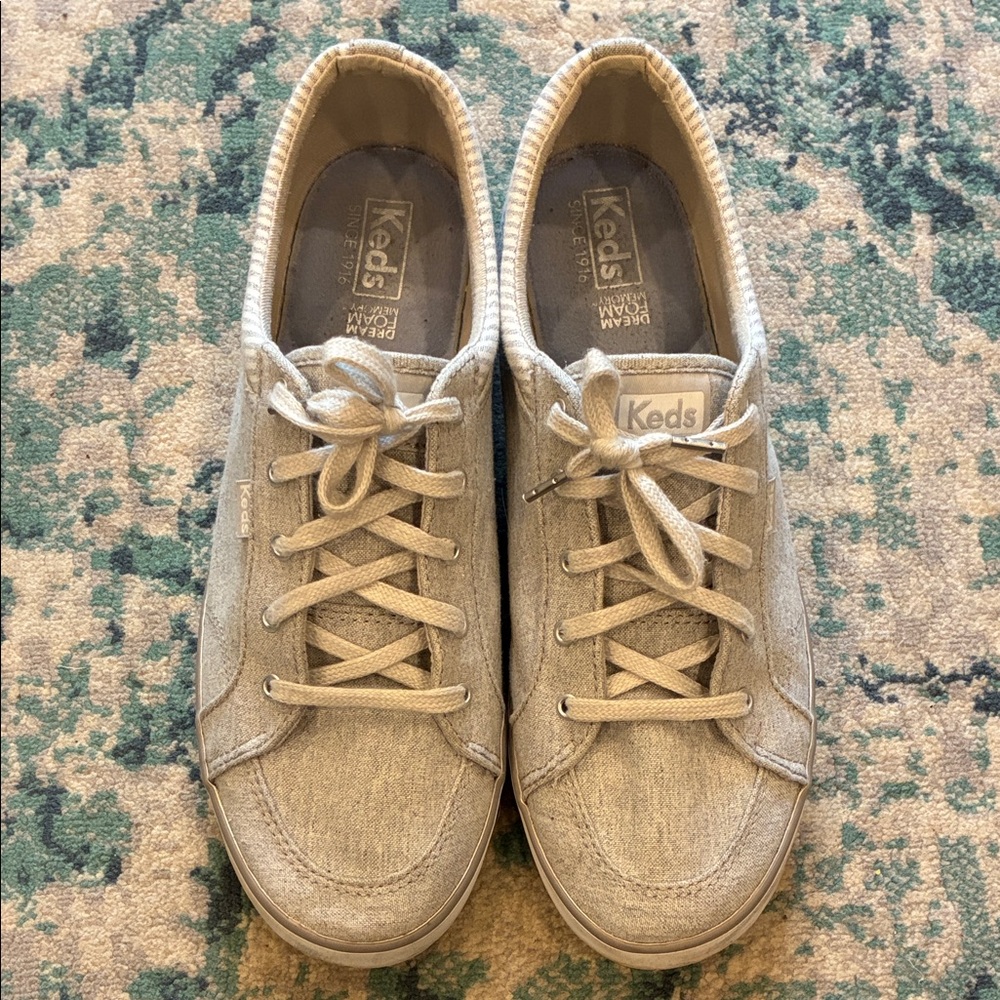 Keds grey lace up sneakers, sz 9.5 EUC